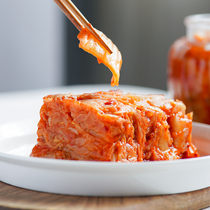 The Korean style sauerkraut Korean style pickled Korean style pickled cabbage bag packaging for the next meal