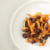 The Ling Food is a good one) Fresh and tender dried orange peel Yang Mei salt can be sweet and sweet and moderate pregnant woman with zero mouth