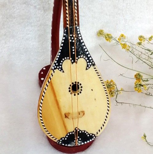 新疆民族乐器哈萨克族乐器冬不拉演出道具