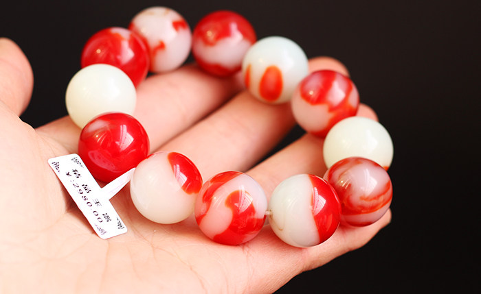 鸡血玉手链新疆和田玉鸡血石玉圆珠手链男女款天然金丝玉手链手串