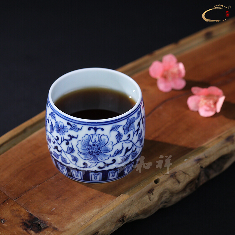 Jingdezhen and cheung kung fu tea set blue tie up branch flowers cup single cup pure manual master cup sample tea cup