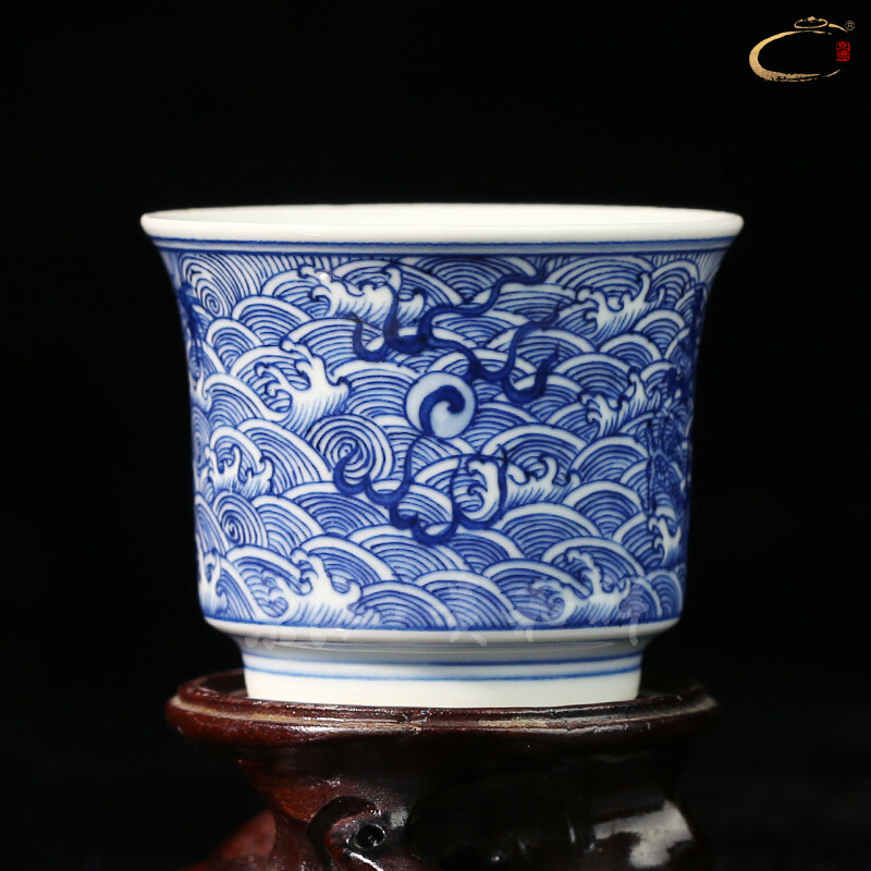 Beijing DE jingdezhen blue and white sea grain and auspicious dragon cup manual sample tea cup masters cup ceramic kung fu tea cup