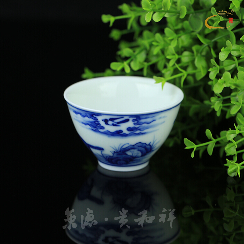 And auspicious jing DE jingdezhen up with pure manual hand - made ceramic kung fu tea set sample tea cup cup cup master CPU