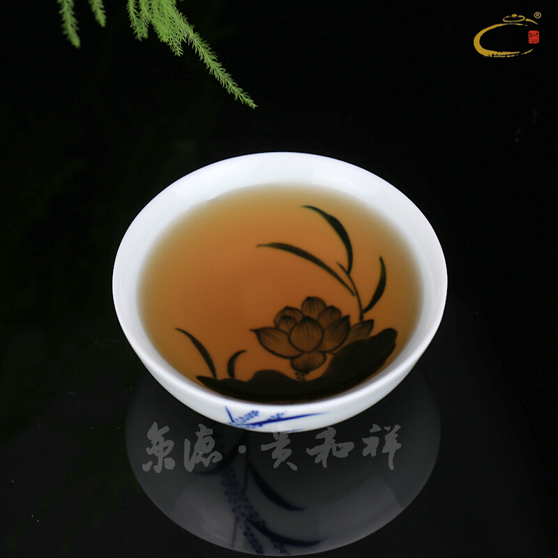 And auspicious jing DE up jingdezhen checking ceramic tea set, tea cup master cup single CPU kung fu tea cups