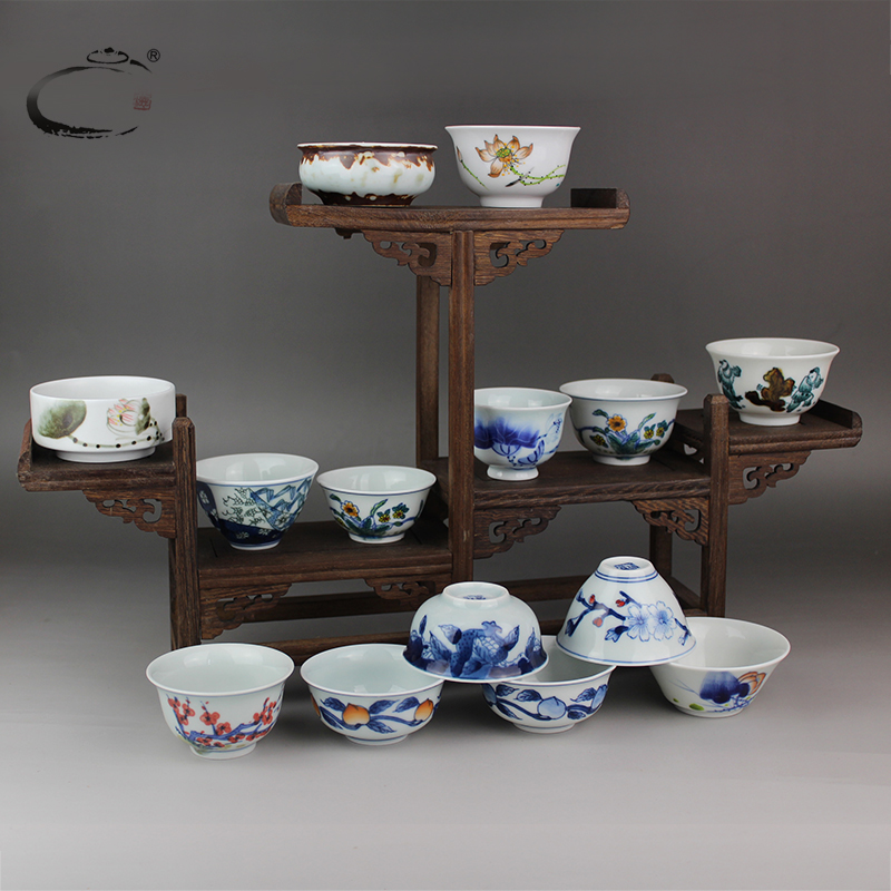 Jingdezhen and auspicious hand - made sample tea cup kung fu tea tea master of blue and white porcelain cup noggin personal single CPU