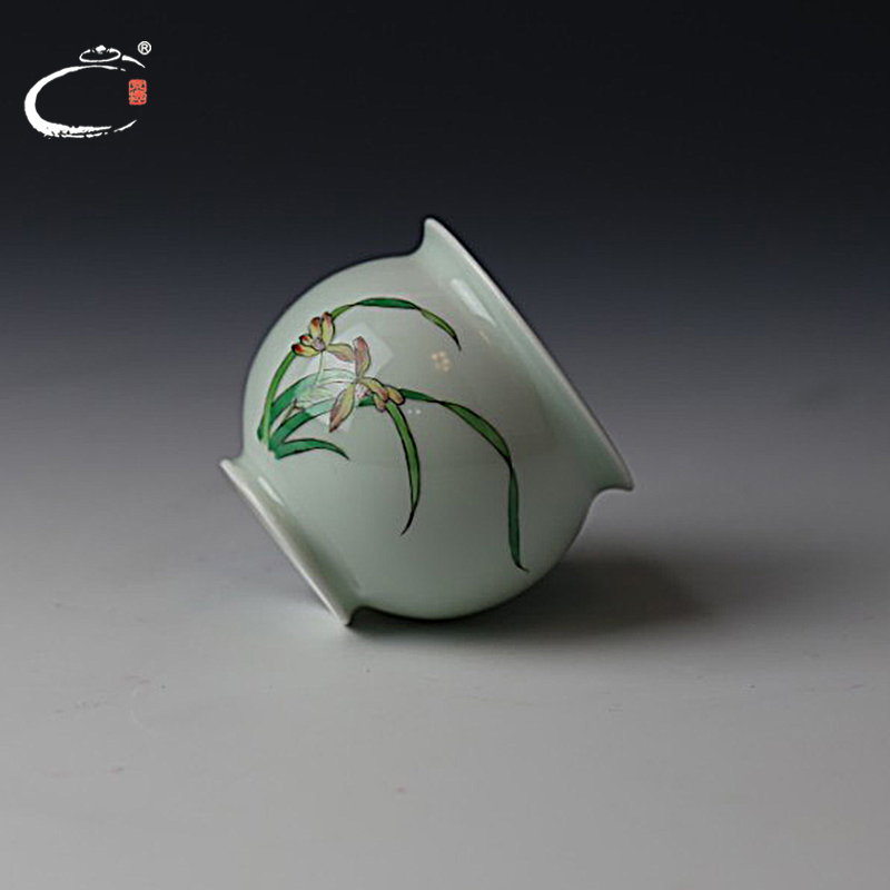 Cherished and auspicious jing DE famille rose orchids jingdezhen hand - made ceramic cups kung fu tea sample tea cup masters cup