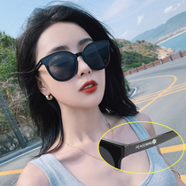 Small daisy sunglasses female Korean version of the tide 2020 new trend 2019 sunglasses anti-UV large face thin round face