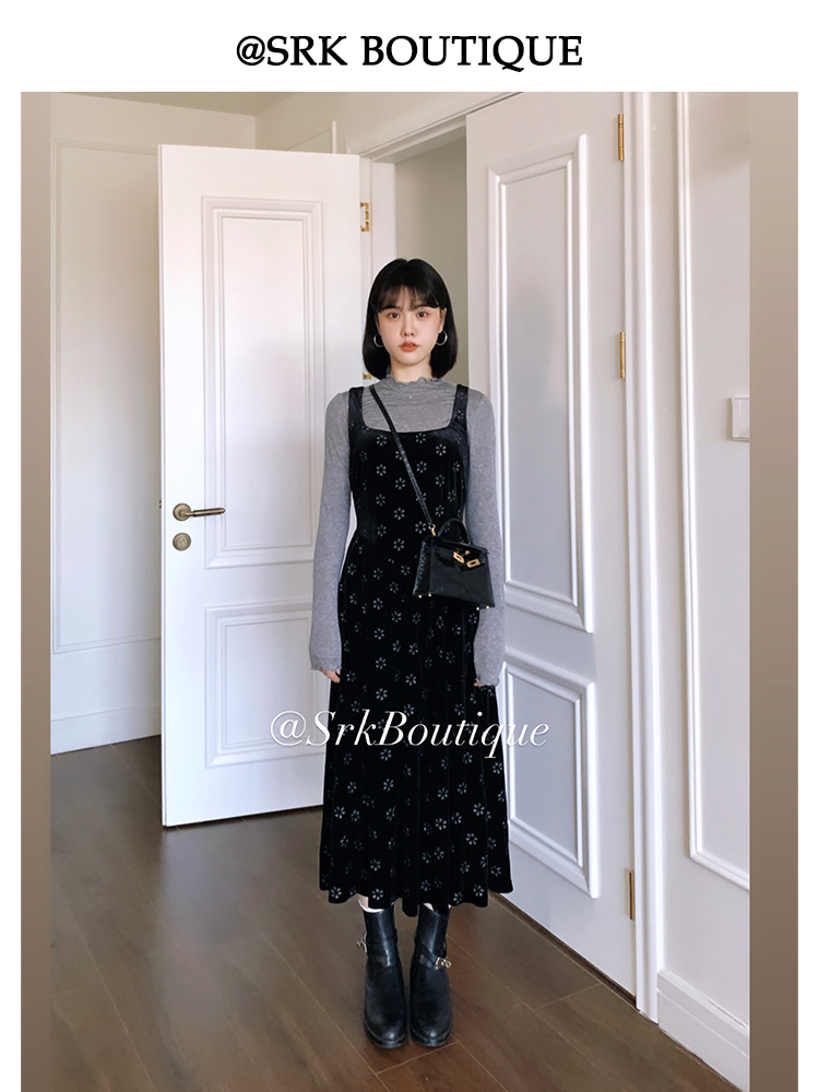 SRK black Conspiculy Retro Velvet Dress Dress Lady Autumn Winter New Temperament Cashew Lean Banquet Pendant With Skirt-Taobao