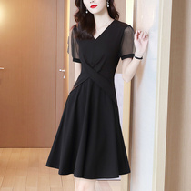 Dress Women summer 2021 new black skirt high-end temperament waist thin Hepburn wind small black dress early autumn