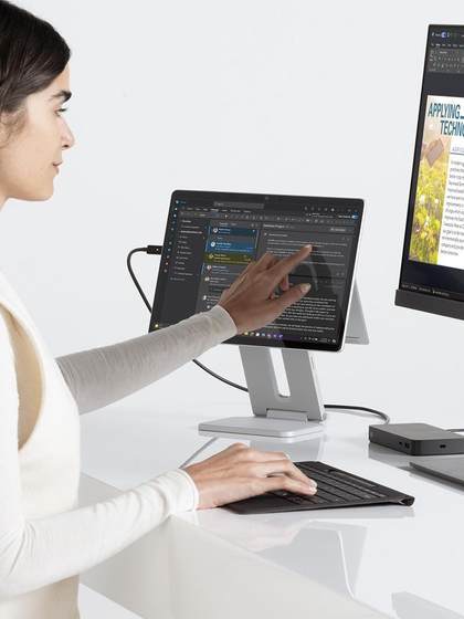 American Kensington Surface Pro Selsended Bracket은 Microsoft 컴퓨터 휴대용 안티 도난 방지 디스플레이 태블릿 컴퓨터 스탠드 합금 접이식 인체 공학 조절 가능한 시야 방열판에 적합합니다. American Kensington Surface Pro Selsended Bracket은 Microsoft 컴퓨터 휴대용 안티 도난 방지 디스플레이 태블릿 컴퓨터 스탠드 합금 접이식 인체 공학 조절 가능한 시야 방열판에 적합합니다.