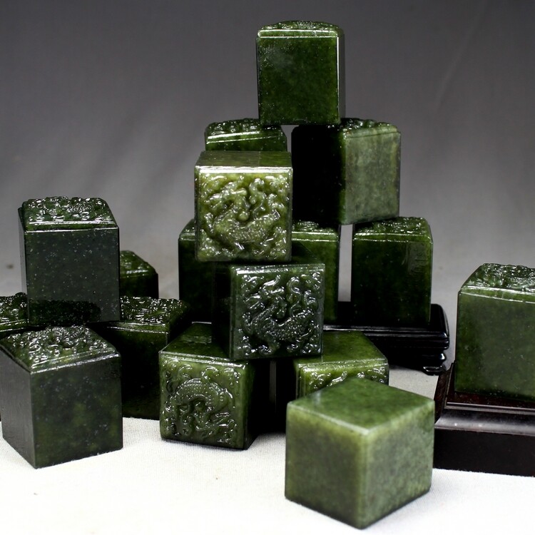 4*4*5cm/丹东墨绿冻石印章 批发 篆刻印石印章石料商务礼品定制