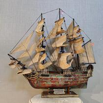 The famous sailing ship of Sagi Victory is a gift-giving craft ship in the office of the old hand-packed model home furnishings