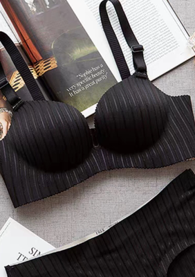 之前买了两件了已经，穿着很舒服，这次是买给老妈穿的，大小也很合适