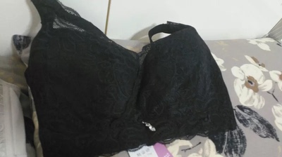 内衣很好，收到就试穿了刚刚好，洗了也不掉色