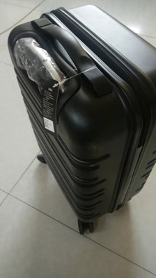 寄顺丰呢，快递很快，箱子质量不错。