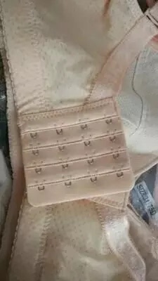 我以前买过特好穿，这次有优惠给姐姐妹妹都买了，她们戴了一天都说好，说以后就买这家的了，既好看还好用价钱还不贵，真心好，嘻嘻