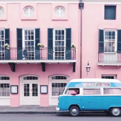 纯棉的,还行吧。穿着舒服,不会往上爬。但是我觉得这个颜色不太好。有点微黄。穿浅色衣服能透出来。有点尴尬 纯棉的,还行吧。穿着舒服,不会往上爬。但是我觉得这个颜色不太好。有点微黄。穿浅色衣服能透出来。有点尴尬