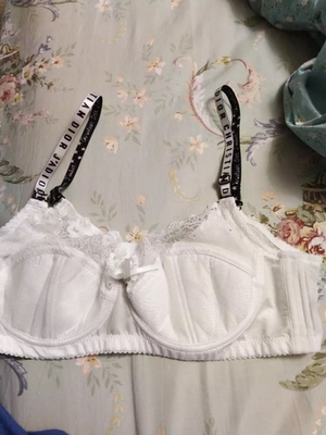 换了个肩带，特别美