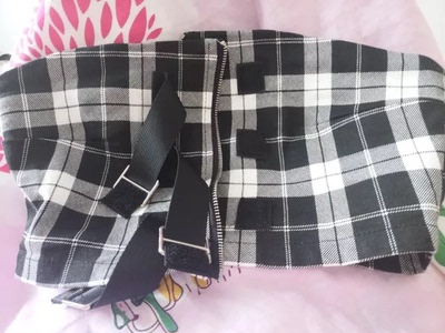 好看呀，有弹力的，料子穿着也很舒服，