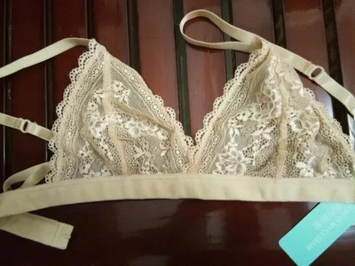 宝贝超级喜欢，穿着很舒服，面料柔软，胸小福利