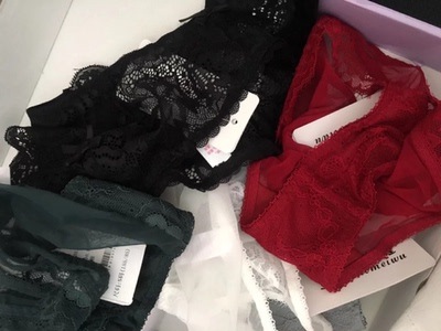 实物和图片一样，质量也不错