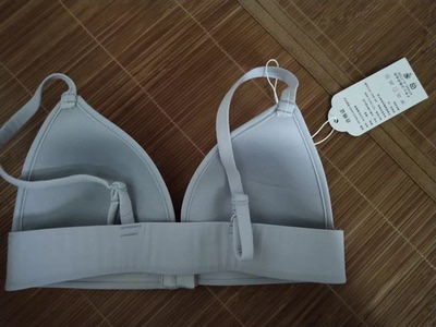 到的这一款真的特别舒服，莫代尔面料手感柔软，我说过我以后都要在你家买内衣吗？如果说过了就再说一遍！