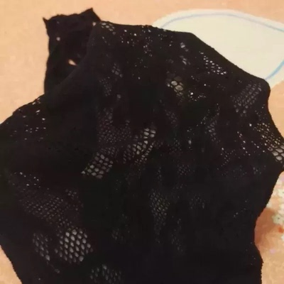 买了两次了,上次的肚兜就特别漂亮所以又拍了一套来玩!反正便宜嘻嘻不好意思有事确认晚了 买了两次了,上次的肚兜就特别漂亮所以又拍了一套来玩!反正便宜嘻嘻不好意思有事确认晚了