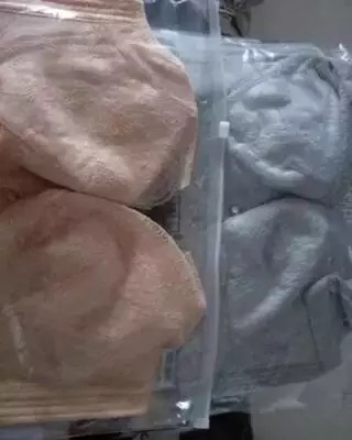 洗了之后穿了，聚拢效果很好，透气性也很好，也没有异味，价格实惠