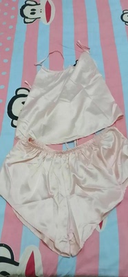 对宝贝很满意,并且布料很舒服,设计也非常性感不失妩媚。 对宝贝很满意,并且布料很舒服,设计也非常性感不失妩媚。