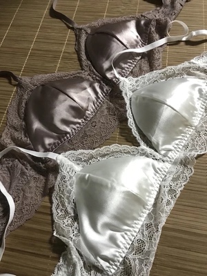 料子还是挺软的，尺寸买大了，有点外扩。穿宽松点衣服可以穿这个。料子还是挺软的，尺寸买大了，有点外扩。穿宽松点衣服可以穿这个。料子还是挺软的，尺寸买大了，有点外扩。穿宽松点衣服可以穿这个。料子还是挺软的，尺寸买大了，有点外扩。穿宽松点衣服可以穿这个。料子还是挺软的，尺寸买大了，有点外扩。穿宽松点衣服可以穿这个。