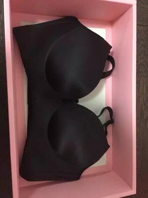 真的很好的，穿上很舒服。聚拢效果不错。还不感觉紧。真心喜欢。