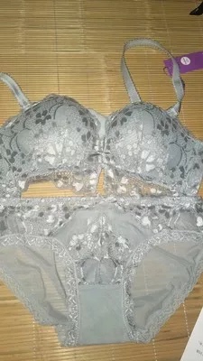 超级好看,非常性感,穿起来也舒服,客服人很耐心,快递也很好,包装也可以,大爱 超级好看,非常性感,穿起来也舒服,客服人很耐心,快递也很好,包装也可以,大爱