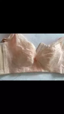 内衣收到聚拢效果很好，穿在身上很舒服，透气性好，洗后不褪色，尺码标准，物美价廉！