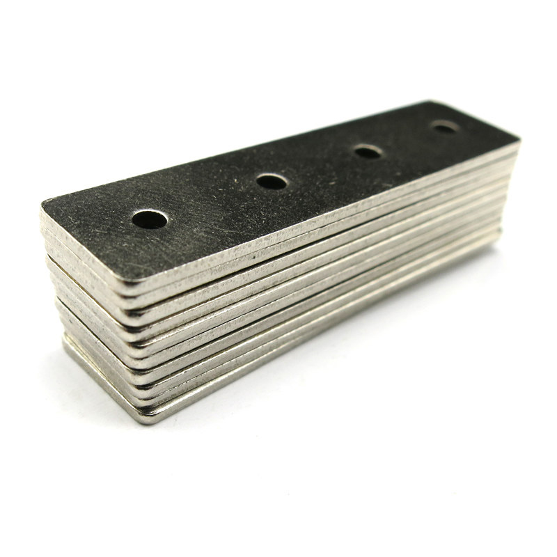 四孔铁片 diy小铁片 金属车架 机器人大赛配件 固定片 科技配件