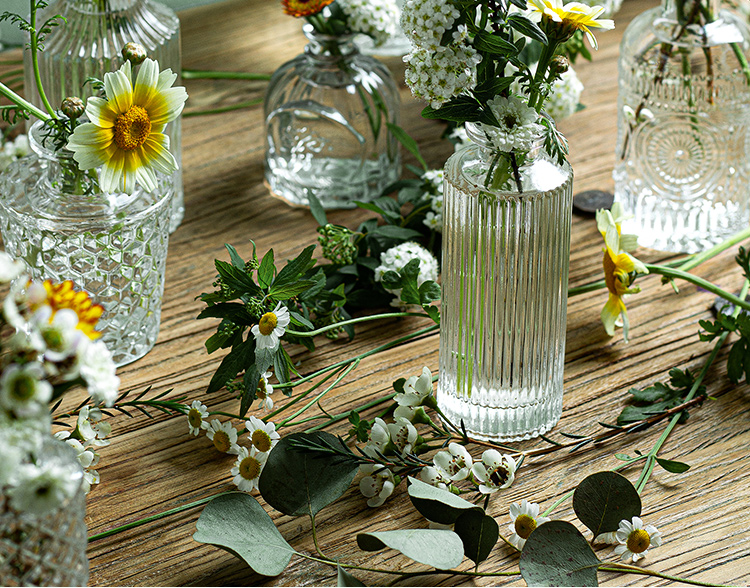 迷你玻璃瓶小花瓶ins风桌面法式复古插花轻奢浮雕小号透明细口径