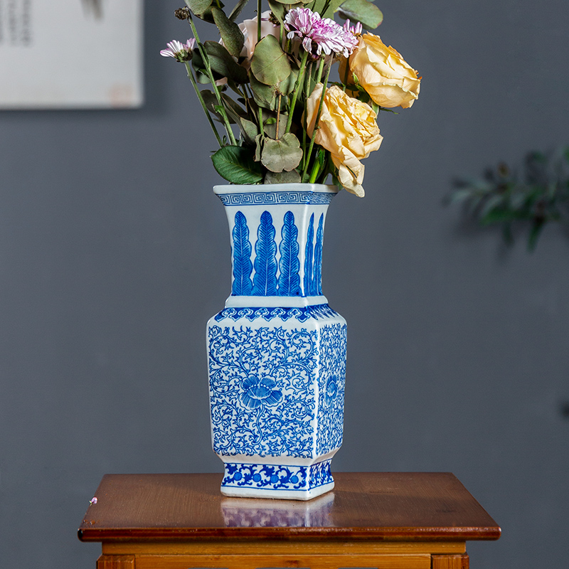 Antique blue and white porcelain vases, flower vase with flower arranging Chinese jingdezhen ceramics study adornment rich ancient frame furnishing articles