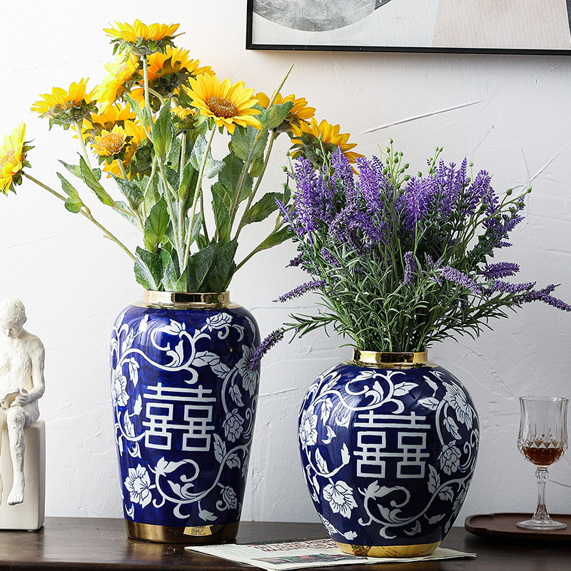 Blue happy character of Blue and white porcelain vase ceramic vases, home furnishing articles furnishing articles Chinese Blue and white porcelain ceramic vase