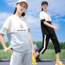 Student sports suit womens short sleeve junior high school students summer new girl leisure Capri pants loose college style Korean version