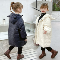 Childrens down jacket boys and girls in the long section 2020 new foreign style over the knee in the big child baby coat parent-child outfit