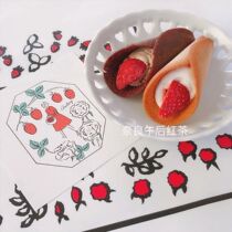 Strawberry roll AUDREY Japanese snacks Tokyo station limited strawberry cream cheese sandwich crispy egg roll high face value