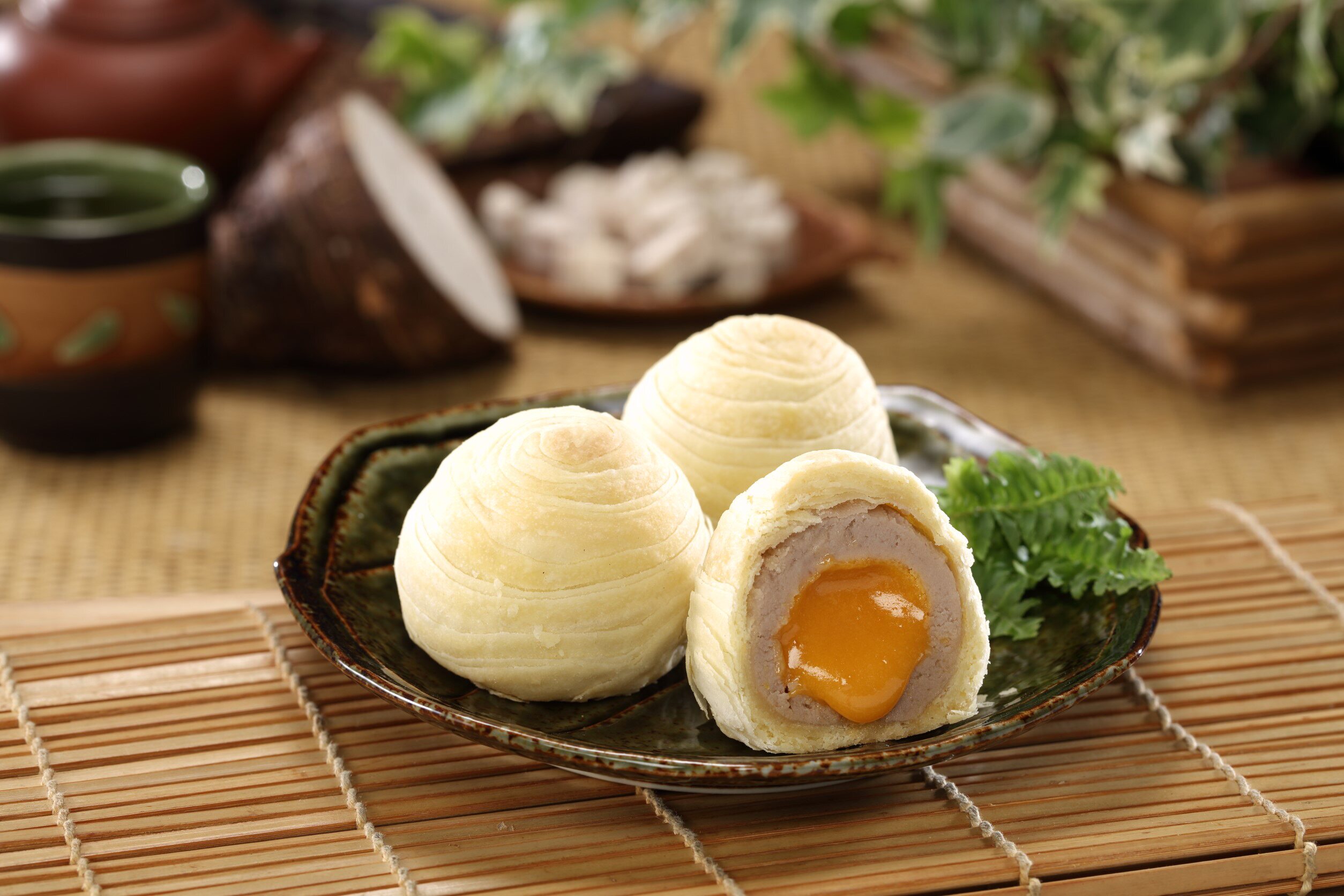 台湾奶黄流心蛋黄酥立祥大甲师芋头流心酥紫芋酥紫晶酥香芋酥糕点