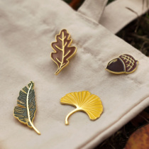 Iyun house plantain leaf Ginkgo leaf acorn oak leaf brooch original design