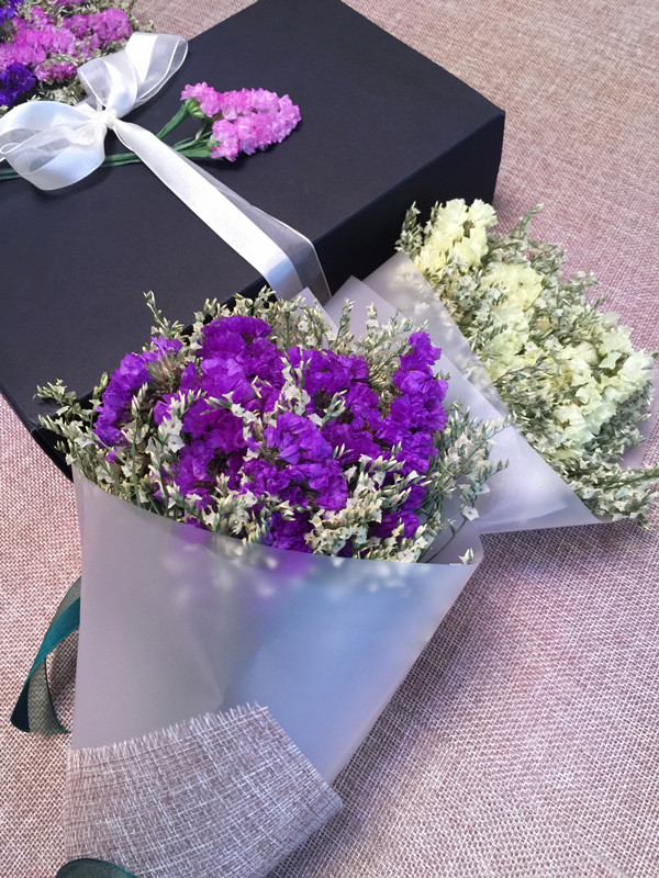 满天星勿忘我永生花干花真鲜迷你花束520毕业礼盒生日情人节礼物