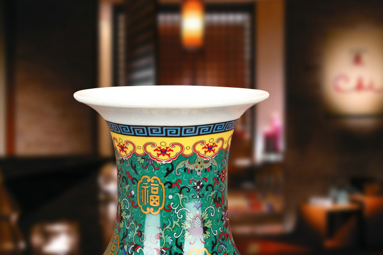 Chinese colored enamel porcelain of jingdezhen ceramics green live big vase modern collection crafts decorations