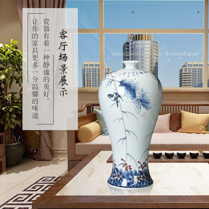 Modern Chinese hand - made flowers and birds of blue and white porcelain of jingdezhen ceramics name plum bottle home furnishing articles sitting room adornment