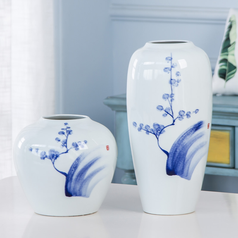 Jingdezhen ceramic vase furnishing articles dried flowers sitting room adornment flower arrangement of new Chinese style antique hand - made porcelain decoration