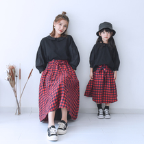 2021 spring new mother and daughter black doll shirt red plaid skirt literary parent-child outfit foreign style suit
