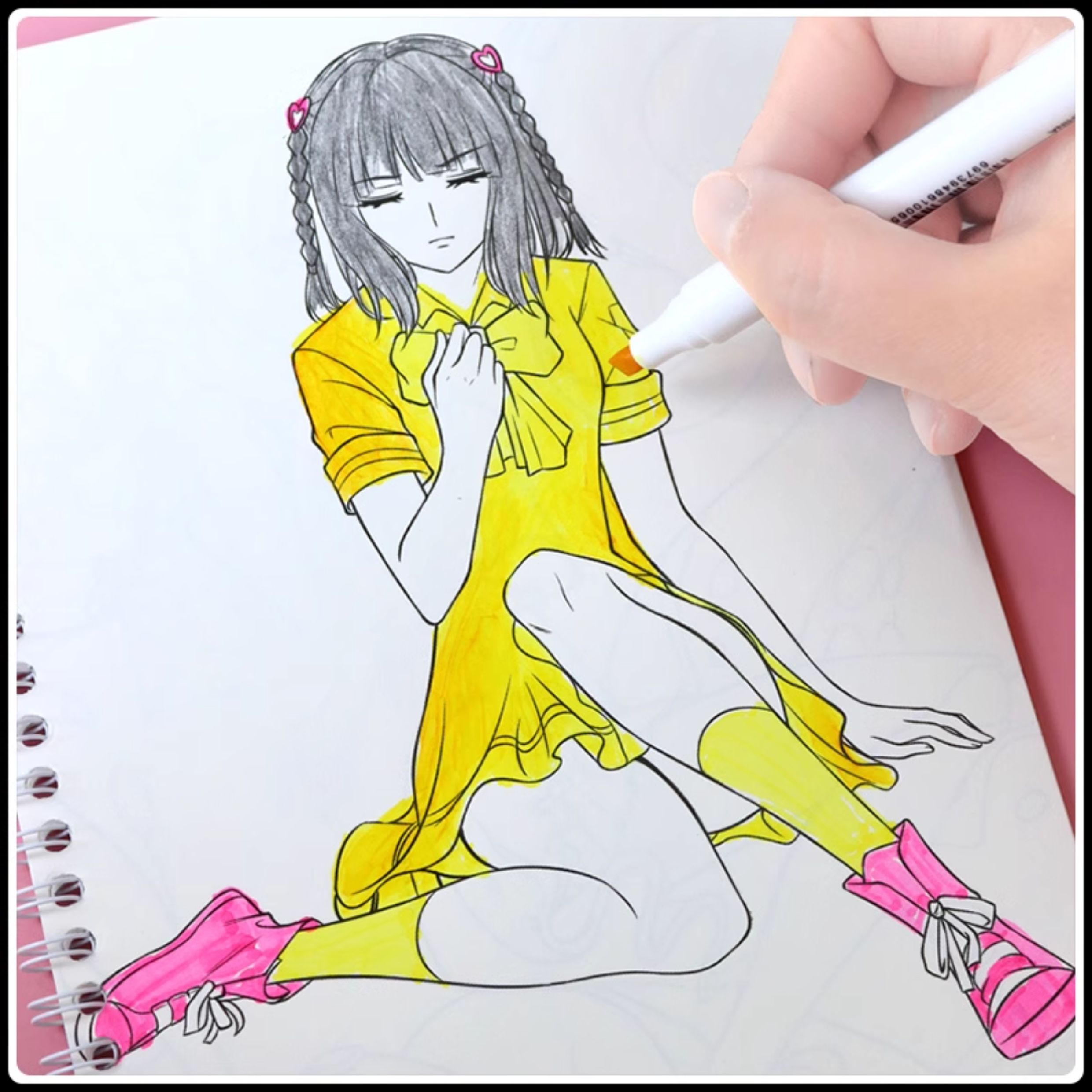 叶罗丽涂色画画本马克笔绘画专用3