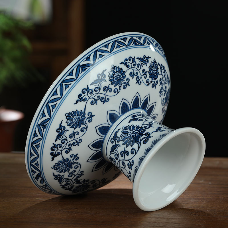 Jingdezhen ceramic glaze color blue and white porcelain under high fruit bowl dessert plate creative home fruit basket of food for the plate