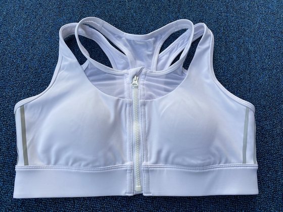 Front zipper turtleneck wrap bra gathered and collected with side breasts shock-proof breathable quick-drying high-intensity sports underwear
Front zipper turtleneck wrap bra gathered and collected with side breasts shock-proof breathable quick-drying high-intensity sports underwear